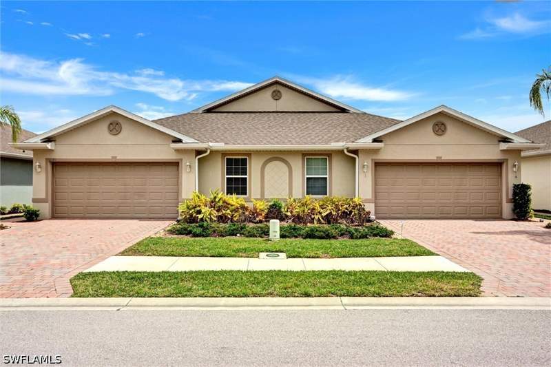 2 bedroom Attached at 20462 Plumwood Loop, Magnolia Landing, North Fort Myers — photo 4