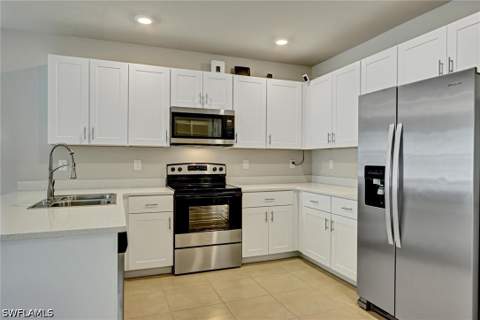 20462 Plumwood Loop, North Fort Myers FL - photo 7 of 37