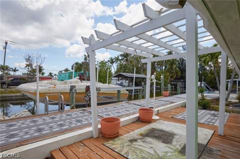 2647 Pine St, Matlacha FL - photo 21 of 44