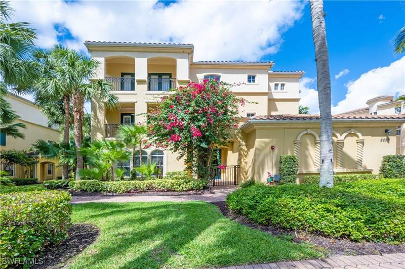 3 bedroom Condominium at 2859 Tiburon Blvd E 102, Castillo At Tiburon, Naples — photo 2