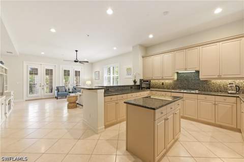 2859 Tiburon Blvd E 102, Naples FL - photo 22 of 50