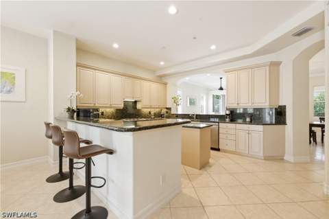 2859 Tiburon Blvd E 102, Naples FL - photo 23 of 50