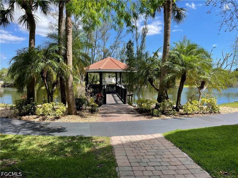 3 bedroom Condominium at 10031 Lake Cove Dr 302, Fisherman'S Cove, Fort Myers — photo 1