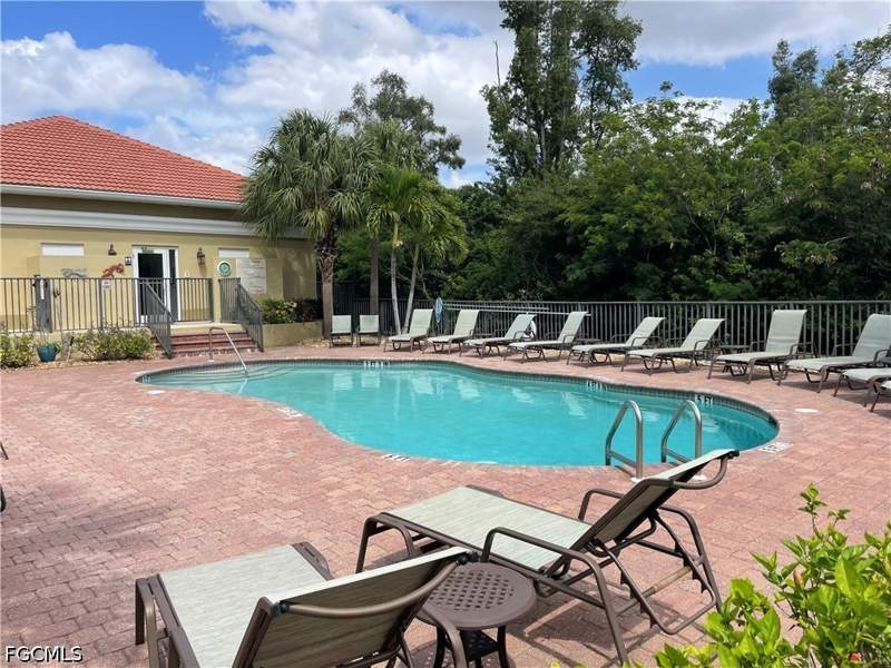 3 bedroom Condominium at 10031 Lake Cove Dr 302, Fisherman'S Cove, Fort Myers — photo 5