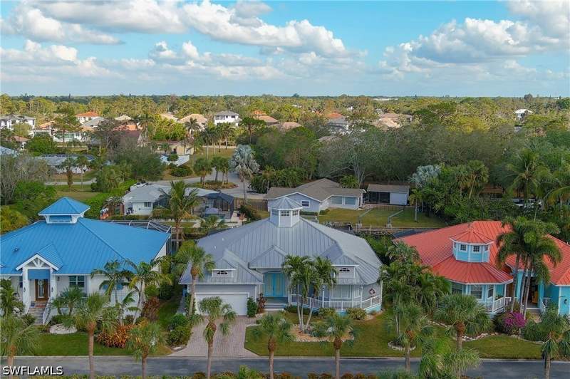 3 bedroom SingleFamilyResidence at 27161 Flamingo Dr, Paradise Village, Bonita Springs — photo 3