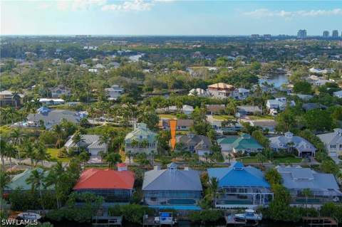 27161 Flamingo Dr, Bonita Springs FL - photo 8 of 37