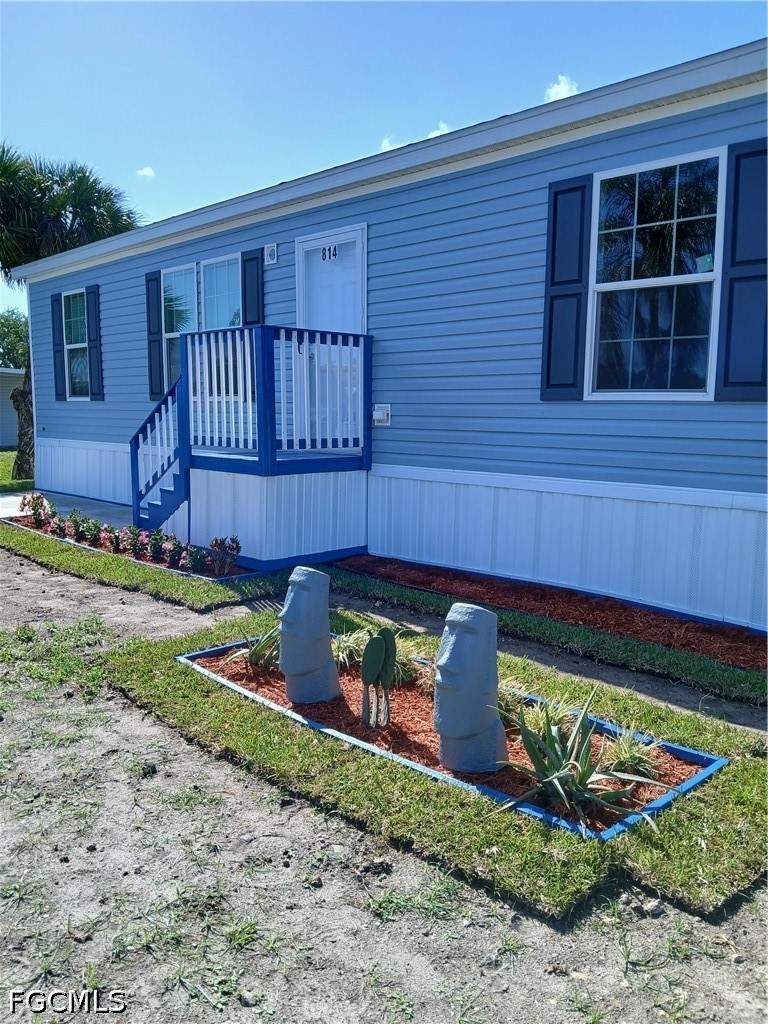 3 bedroom ManufacturedHome at 814 Big Branch Ln NW, Moore Haven, Moore Haven — photo 3