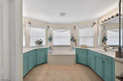 12416 Muddy Creek Ln, Fort Myers FL - photo 23 of 45