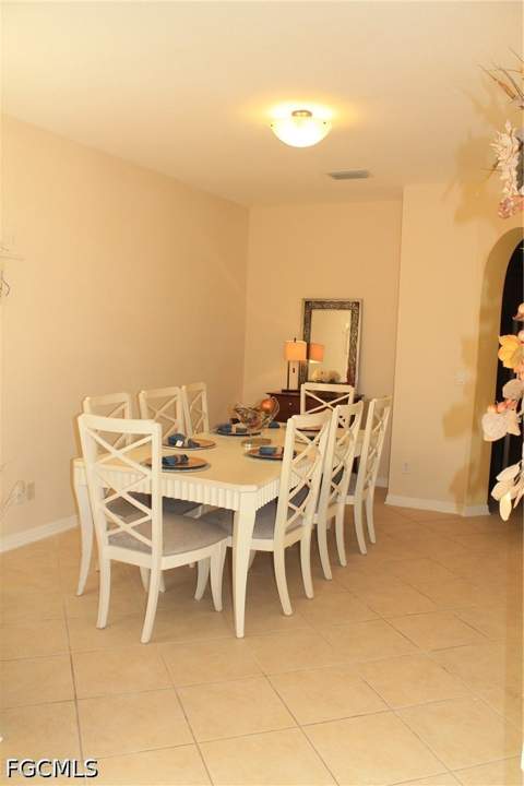 12416 Muddy Creek Ln, Fort Myers FL - photo 9 of 45