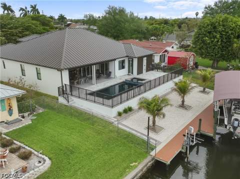 4211 SE 1st Ave, Cape Coral FL - photo 9 of 43