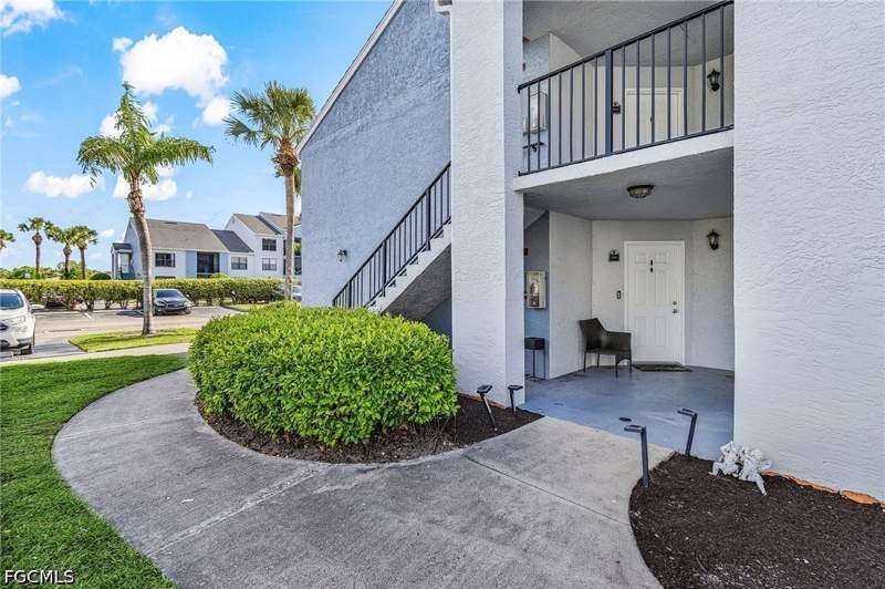 3 bedroom Condominium at 13621 Eagle Ridge Dr 1517, Musa At Daniels, Fort Myers — photo 4