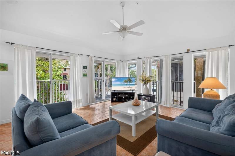 4 bedroom SingleFamilyResidence at 11508 Wightman Ln, Captiva Beach, Captiva — photo 4