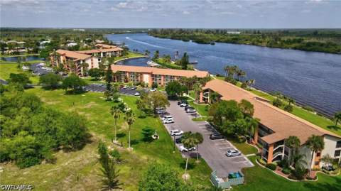 16000 Bay Pointe Blvd 307, North Fort Myers FL - photo 10 of 47