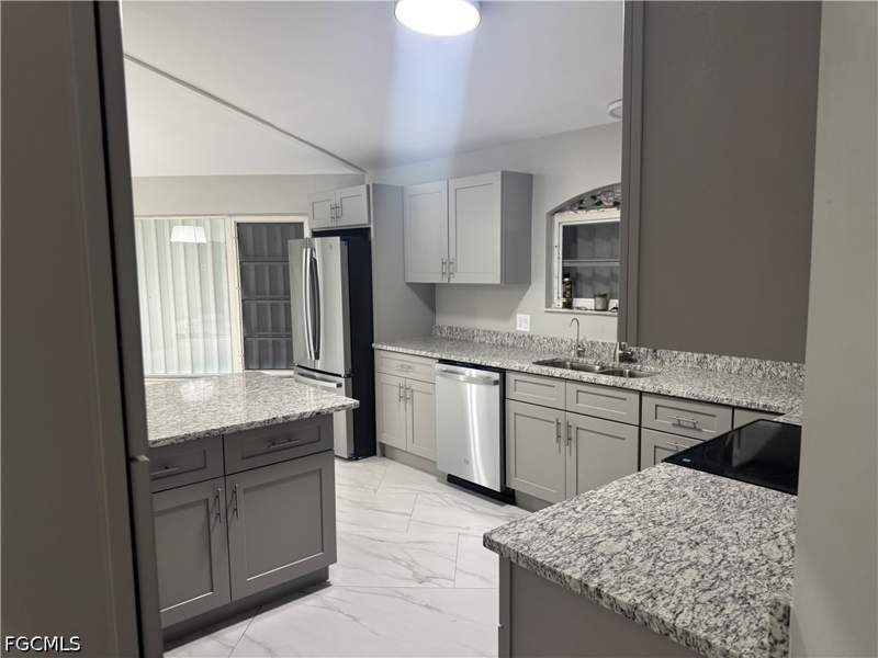 3 bedroom SingleFamilyResidence at 2400 Barcelona Ave, Fort Myers Shores, Fort Myers — photo 2