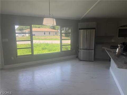 2400 Barcelona Ave, Fort Myers FL - photo 9 of 12