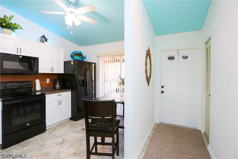 2 bedroom Condominium at 4030 Northlight Dr, Winterpark, Naples — photo 2