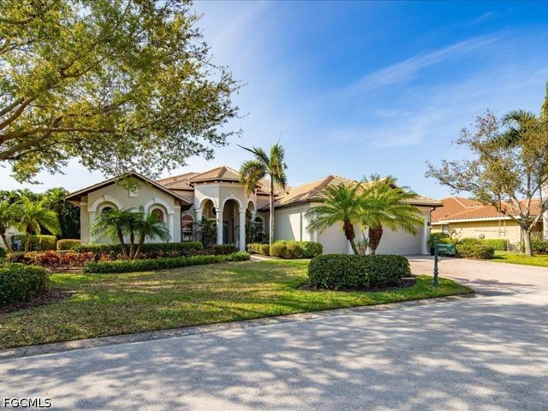 5 bedroom SingleFamilyResidence at 16109 Waterleaf Ln, Veridian, Fort Myers — photo 2