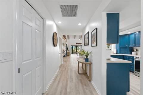 646 Augusta Blvd, Naples FL - photo 7 of 43