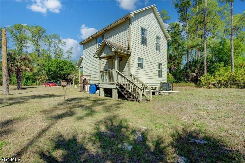 3 bedroom SingleFamilyResidence at 1002 Henry Ave, Lehigh Acres, Lehigh Acres — photo 5