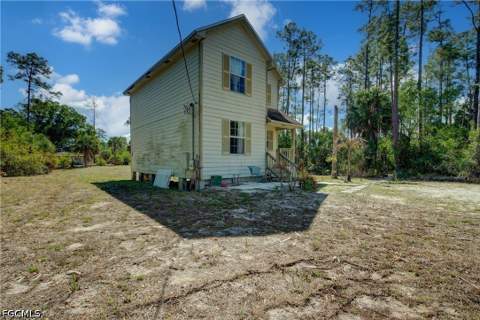 1002 Henry Ave, Lehigh Acres FL - photo 6 of 30