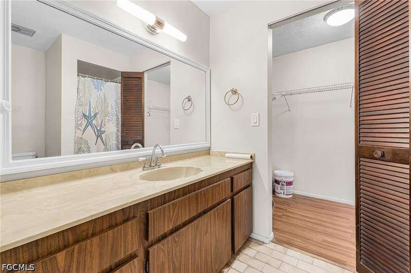 2 bedroom Condominium at 3906 SE 11th Pl 604, Carleton Place Condo, Cape Coral — photo 5