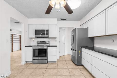 93 Glenmont Dr W, North Fort Myers FL - photo 12 of 36