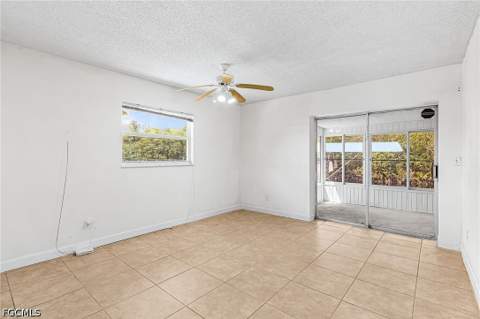 93 Glenmont Dr W, North Fort Myers FL - photo 13 of 36