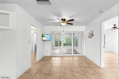 93 Glenmont Dr W, North Fort Myers FL - photo 9 of 36