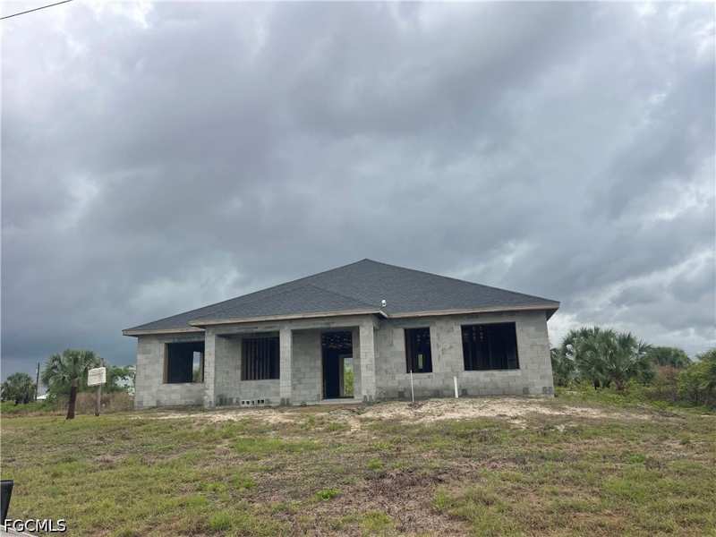 3 bedroom SingleFamilyResidence at 209 Nautilus Ave, Banyan Village, Labelle — photo 1