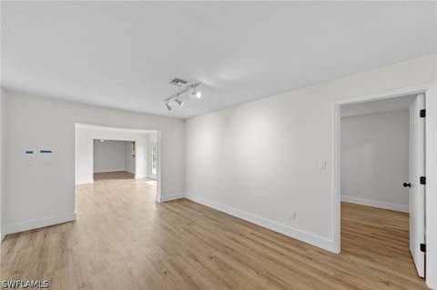 7231 Westwood Acres Rd, Fort Myers FL - photo 16 of 44