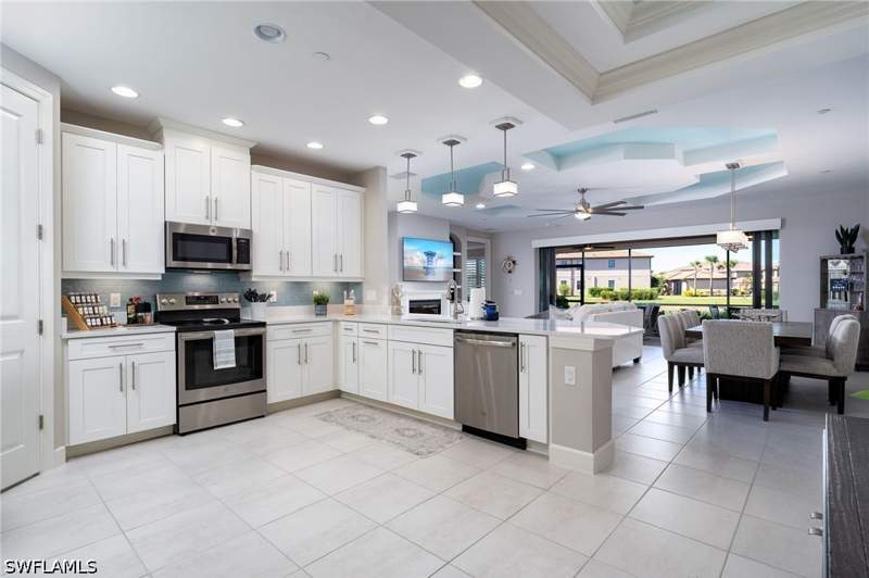 2 bedroom Condominium at 9650 Montelanico Loop 102, Esplanade, Naples — photo 3
