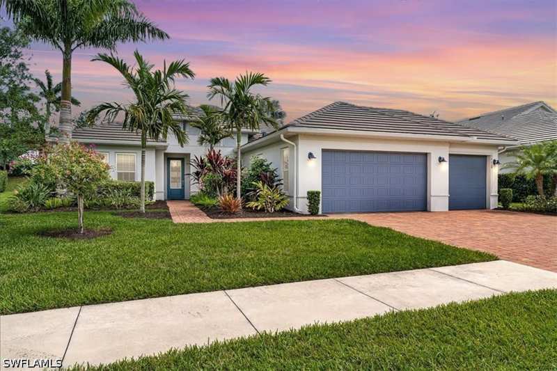 4 bedroom SingleFamilyResidence at 14620 Regatta Ln, Sparrow Cay, Naples — photo 1