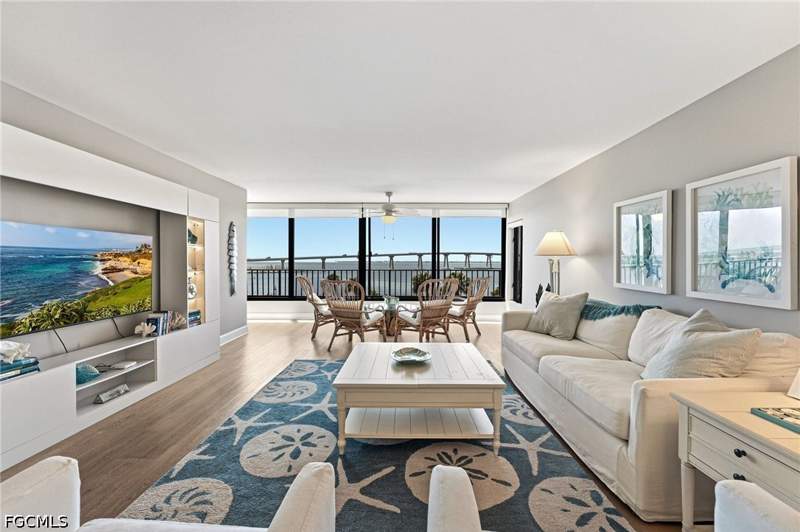 2 bedroom Condominium at 15010 Punta Rassa Rd 302, Punta Rassa, Fort Myers — photo 3