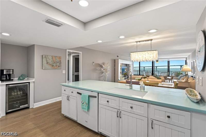 2 bedroom Condominium at 15010 Punta Rassa Rd 302, Punta Rassa, Fort Myers — photo 4