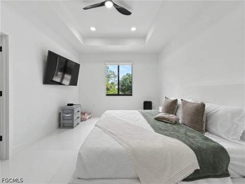402 Thompson Ave, Lehigh Acres FL - photo 18 of 29