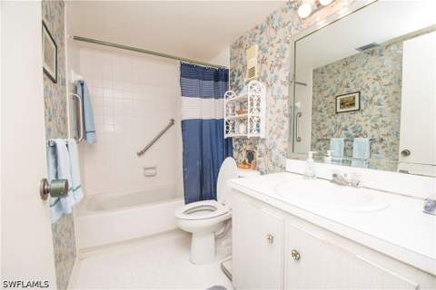 320 Seaview Ct 1011, Marco Island FL - photo 9 of 13