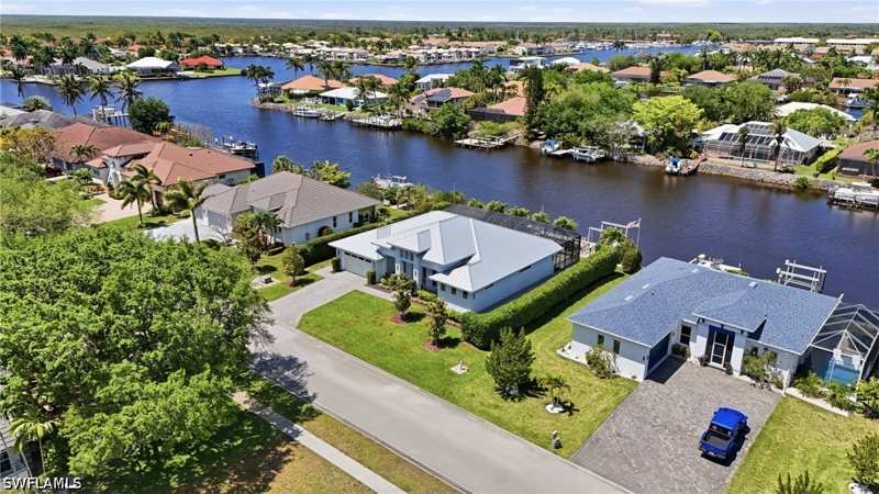 3 bedroom SingleFamilyResidence at 141 Wilderness Cay, The Cays, Naples — photo 1