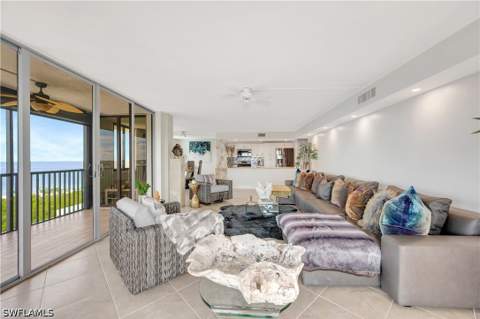 11 Bluebill Ave 1101, Naples FL - photo 12 of 40