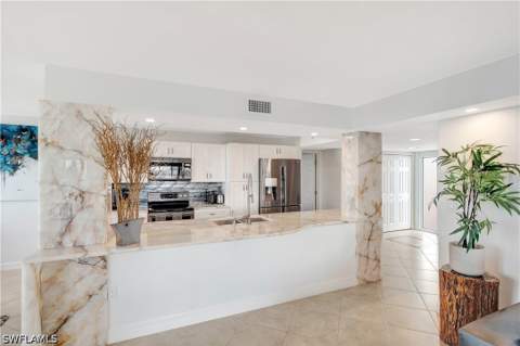 11 Bluebill Ave 1101, Naples FL - photo 15 of 40