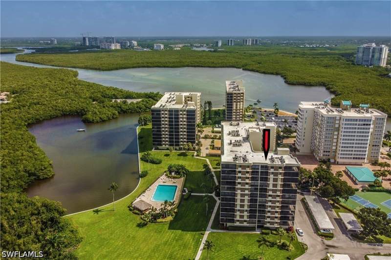 2 bedroom Condominium at 11 Bluebill Ave 1101, Vanderbilt Surf Colony, Naples — photo 4