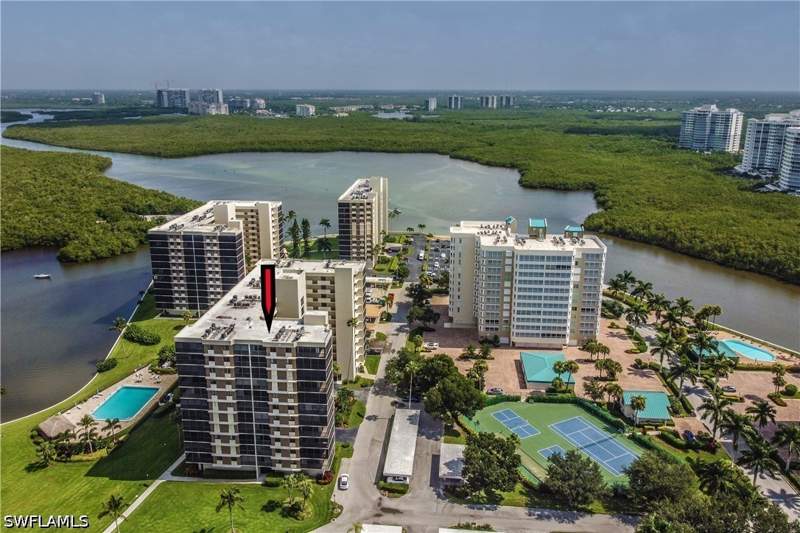2 bedroom Condominium at 11 Bluebill Ave 1101, Vanderbilt Surf Colony, Naples — photo 5