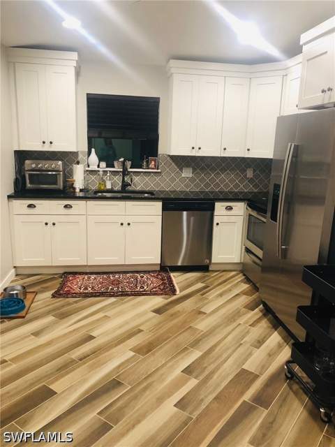 1386 Rosemary Ln, Naples FL - photo 20 of 25
