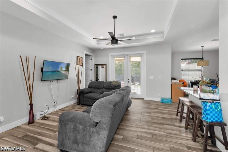 4 bedroom SingleFamilyResidence at 1386 Rosemary Ln, Rosemary Heights, Naples — photo 4