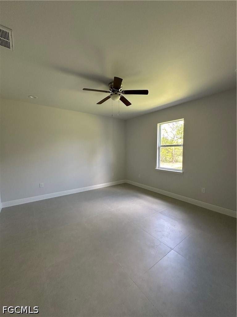 3 bedroom SingleFamilyResidence at 1856 Montana St, Greenbriar, Lehigh Acres — photo 3