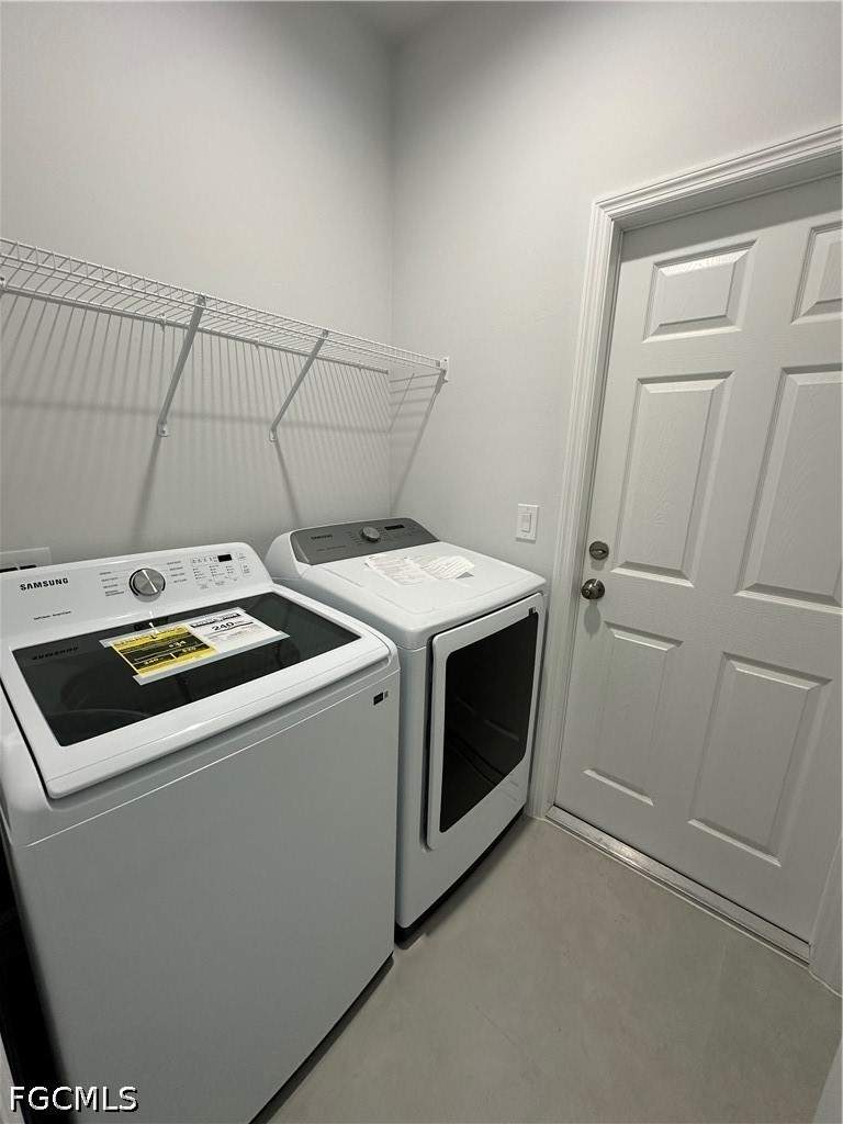 3 bedroom SingleFamilyResidence at 1856 Montana St, Greenbriar, Lehigh Acres — photo 4