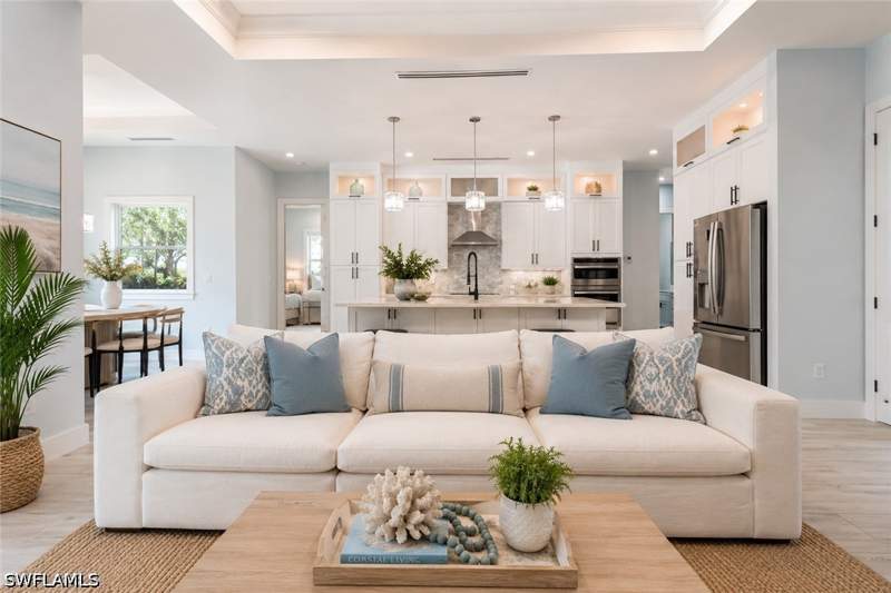 4 bedroom SingleFamilyResidence at 3810 2nd Ave SE, Golden Gate Estates, Naples — photo 3
