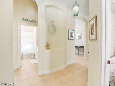 8647 Ibis Cove Cir, Naples FL - photo 6 of 50
