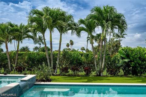 705 Wedge Dr, Naples FL - photo 13 of 18