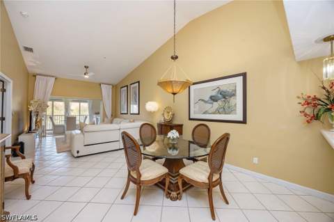 6680 Beach Resort Dr 1206, Naples FL - photo 10 of 29