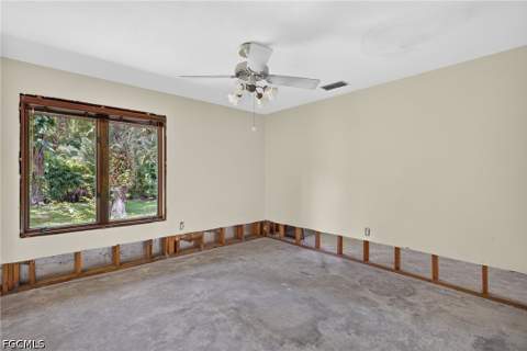 3460/3480 River Run Ln, Fort Myers FL - photo 10 of 49